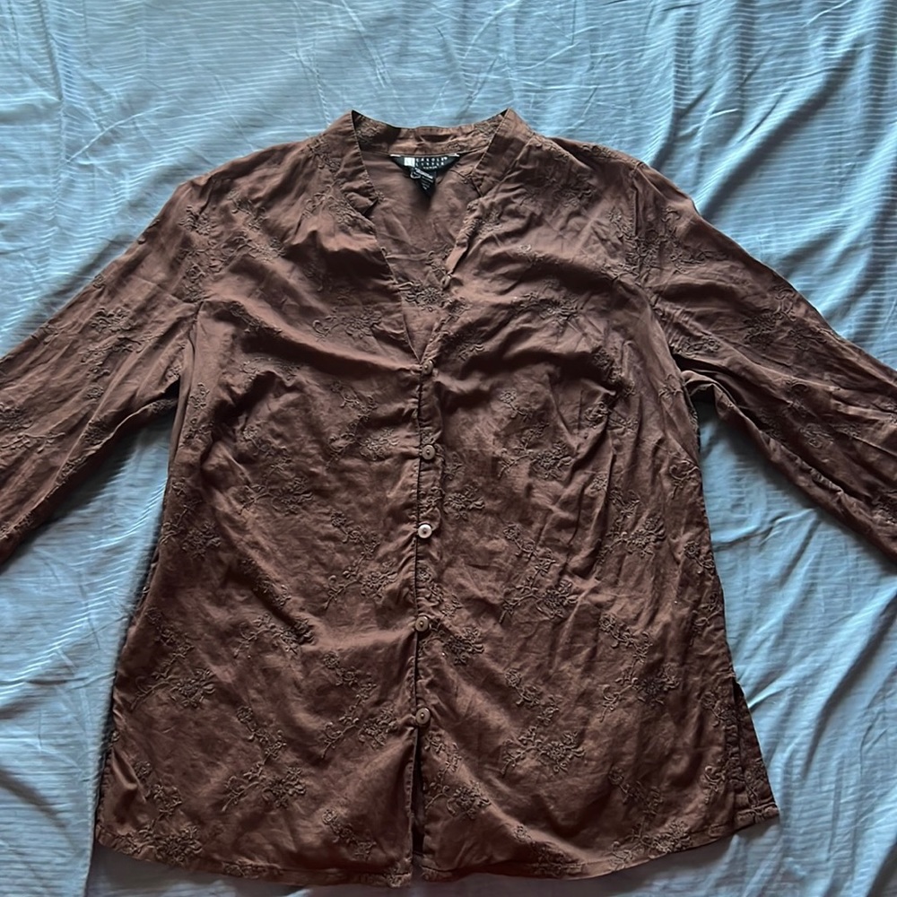 Embroidered button-down tunic